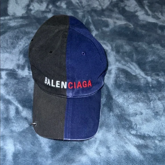 Balenciaga Split Pierced Hat - Picture 1 of 7